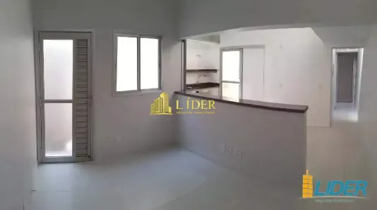 Casa com 2 Quartos para alugar, 57m² no Santa Mônica, Uberlândia