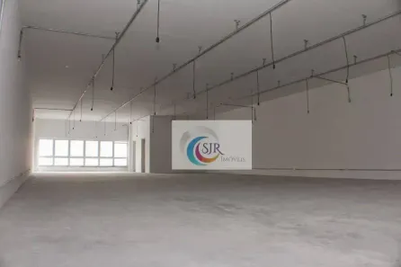 Prédio Comercial para alugar, 930m² no Vila Sofia, São Paulo