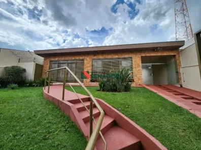 Imóvel Comercial com 3 Quartos para venda ou aluguel, 260m² no Jardim Shangri-la A, Londrina