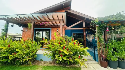 Casa com 4 Quartos à venda, 242m² no Pântano do Sul, Florianópolis