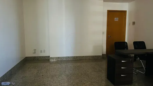 Sala Comercial para alugar, 58m² no Park Lozandes, Goiânia