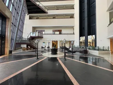 Ponto Comercial para alugar, 500m² no Jardim São Dimas, São José dos Campos