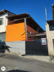 Casa com 2 Quartos para alugar, 180m² no Centro, Ribeirão das Neves