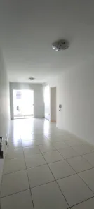 Apartamento com 3 Quartos para alugar, 66m² no Cidade Universitária, Maringá