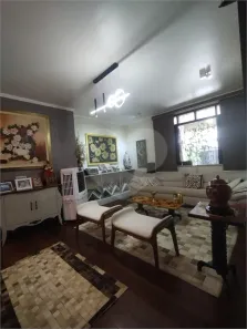 Casa com 4 Quartos à venda, 140m² no Guararapes, Fortaleza