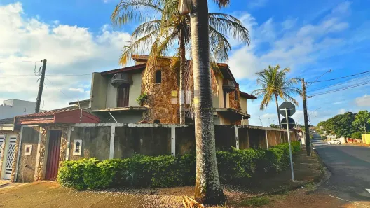 Sobrado com 5 Quartos à venda, 462m² no Jardim Macarenko, Sumaré