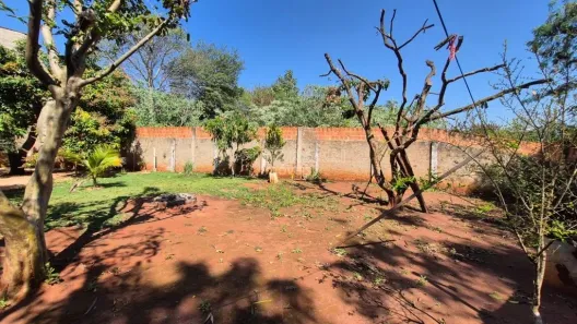 Lote/Terreno à venda, 258m² no Jardim Almeida, Araraquara
