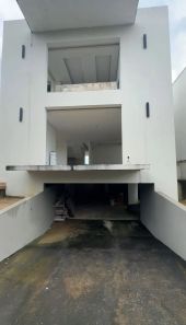 Casa de Condomínio com 3 Quartos à venda, 460m² no Chapada, Manaus