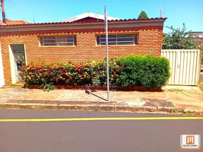 Casa com 3 Quartos à venda, 173m² no Jardim Macedo, Ribeirão Preto