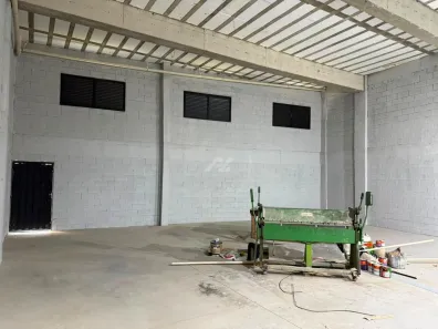 Galpão/Depósito/Armazém para alugar, 600m² no Parque Rural Fazenda Santa Cândida, Campinas