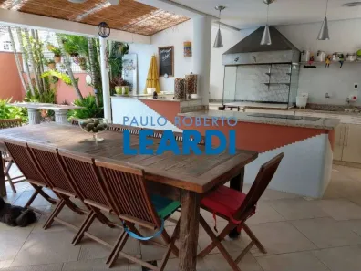 Casa de Condomínio com 5 Quartos à venda, 320m² no Alphaville, Santana de Parnaíba