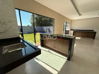 Casa com 3 Quartos à venda, 200m² no Garavelo Residencial Park, Aparecida de Goiânia