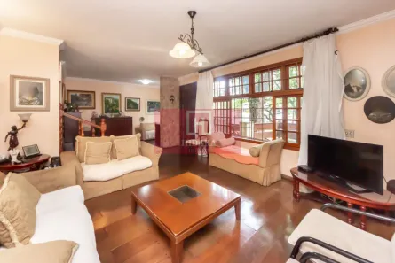 Casa com 4 Quartos à venda, 254m² no Vila Madalena, São Paulo