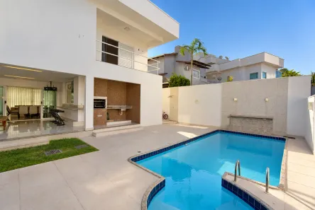Sobrado com 4 Quartos para alugar, 360m² no Residencial Granville, Goiânia