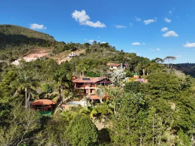 Casa de Condomínio com 7 Quartos à venda, 395m² no Albuquerque, Teresópolis