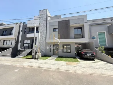 Sobrado com 3 Quartos à venda, 178m² no Xaxim, Curitiba