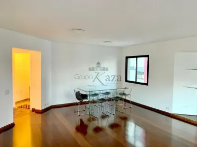 Apartamento com 4 Quartos à venda, 160m² no Cerqueira César, São Paulo