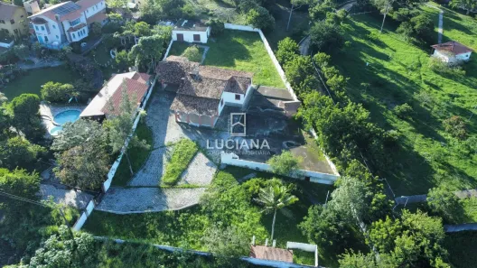 Fazenda/Sítio com 5 Quartos à venda, 2559m² no Alpes Suiços, Gravatá