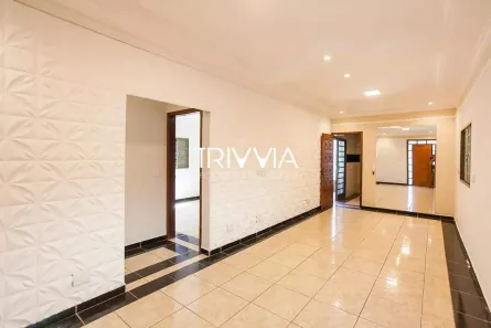 Casa com 4 Quartos para alugar, 187m² no Planalto, Uberlândia