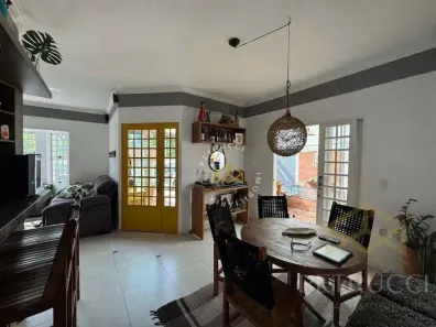 Casa com 3 Quartos à venda, 200m² no Vila Santa Isabel, Campinas