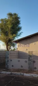 Casa com 2 Quartos à venda, 189m² no Vila Santa Maria (Vila Xavier), Araraquara