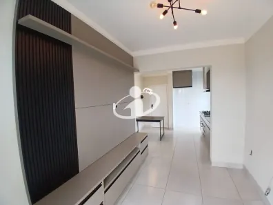 Apartamento com 3 Quartos para alugar, 90m² no Santa Mônica, Uberlândia