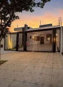 Casa com 3 Quartos à venda, 124m² no Jardim Espanha, Maringá