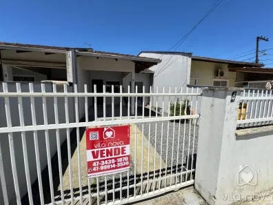 Casa com 2 Quartos à venda, 54m² no Vila Nova, Joinville