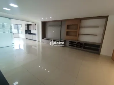 Apartamento com 3 Quartos para alugar, 170m² no Saraiva, Uberlândia