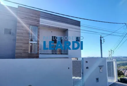 Sobrado com 2 Quartos à venda, 109m² no Jardim Bandeirantes, Poços de Caldas