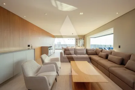 Apartamento com 3 Quartos à venda, 230m² no Jardim Paulista, São Paulo