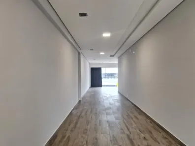 Sala Comercial para alugar, 71m² no Santo Antônio, Joinville