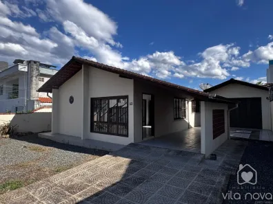 Casa com 3 Quartos à venda, 120m² no Costa e Silva, Joinville
