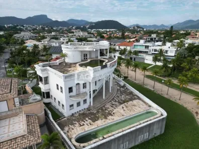 Casa com 5 Quartos à venda, 900m² no Camboinhas, Niterói