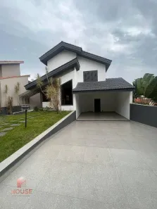 Casa de Condomínio com 3 Quartos para venda ou aluguel, 330m² no Jardim das Cerejeiras, Arujá