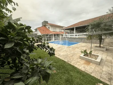 Casa com 4 Quartos à venda, 369m² no Trindade, Florianópolis