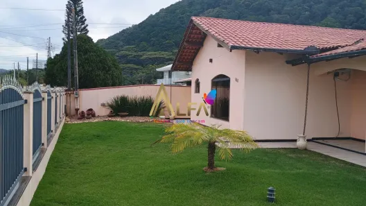 Casa com 3 Quartos à venda, 182m² no Gravatá, Penha