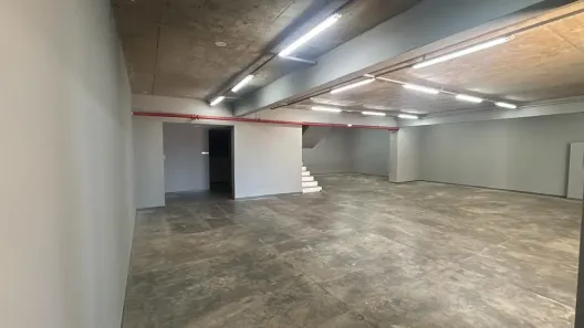 Ponto Comercial para alugar, 331m² no Vale do Sereno, Nova Lima
