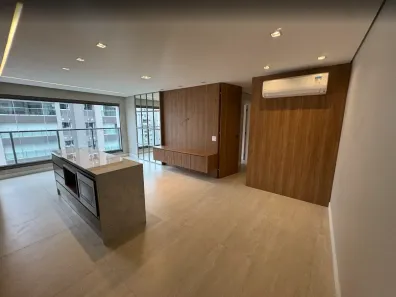 Apartamento com 2 Quartos para alugar, 65m² no Jardim das Acácias, São Paulo