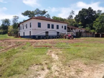 Fazenda/Sítio com 16 Quartos à venda, 900m² no , Roseira