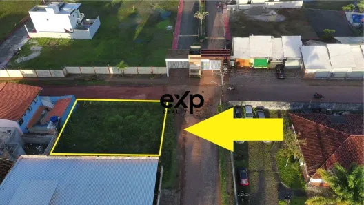 Lote/Terreno à venda, 400m² no , Valença