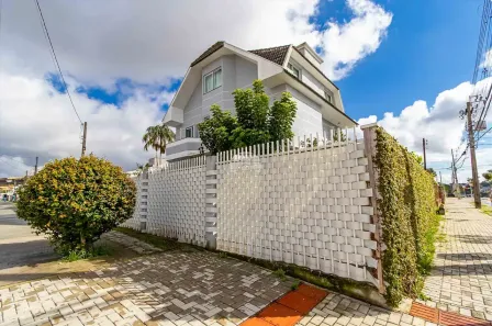Sobrado com 4 Quartos à venda, 263m² no Capão da Imbuia, Curitiba