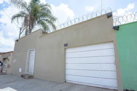 Casa com 3 Quartos à venda, 200m² no Jardim Tropical, Aparecida de Goiânia