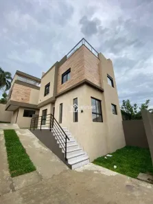 Sobrado com 3 Quartos à venda, 94m² no Bairro Alto, Curitiba