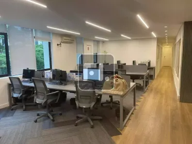 Sala Comercial à venda, 206m² no Vila Gertrudes, São Paulo