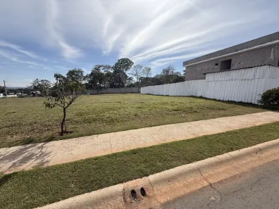 Lote/Terreno à venda, 275m² no Vila Maria, Trindade