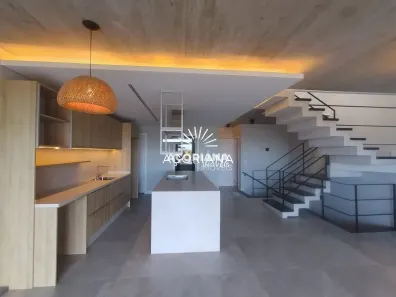 Casa com 3 Quartos à venda, 220m² no Lagoa da Conceição, Florianópolis