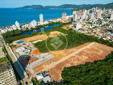Apartamento com 3 Quartos à venda, 114m² no Balneário Perequê, Porto Belo