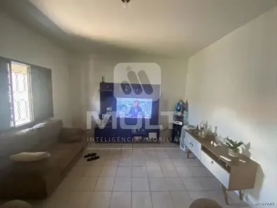 Casa com 3 Quartos à venda, 164m² no Jardim Patrícia, Uberlândia
