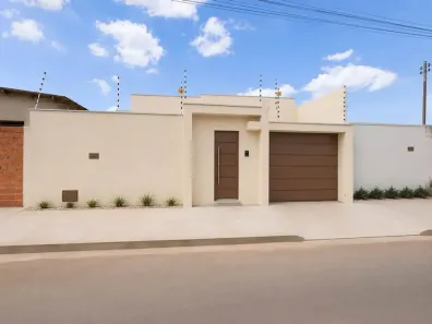Casa com 3 Quartos à venda, 200m² no Conjunto Habitacional Vila União, Anápolis